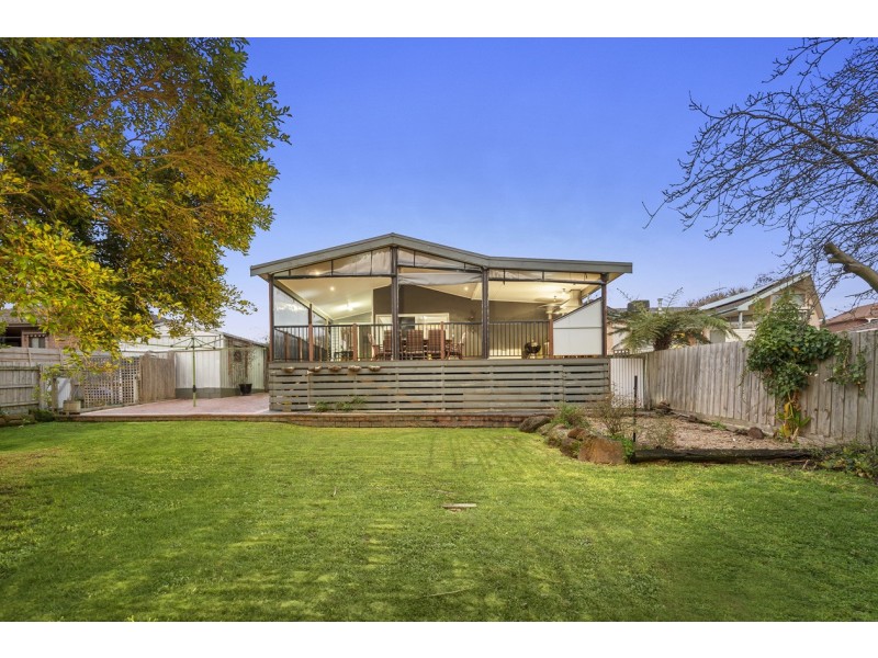 6 Tiller Street, Burwood East VIC 3151