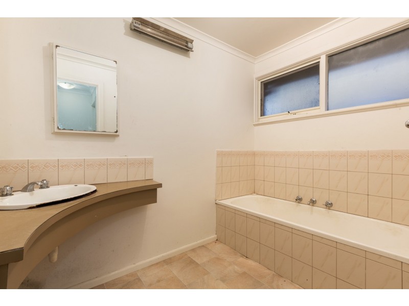 6 Birkenhead Avenue, Wantirna VIC 3152