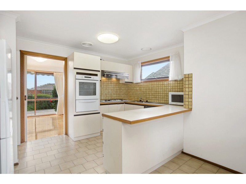 2/16 Franklin Road, Doncaster East VIC 3109