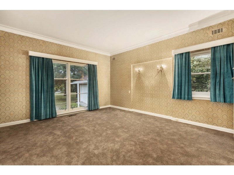 124-126 Blackburn Road, Blackburn VIC 3130