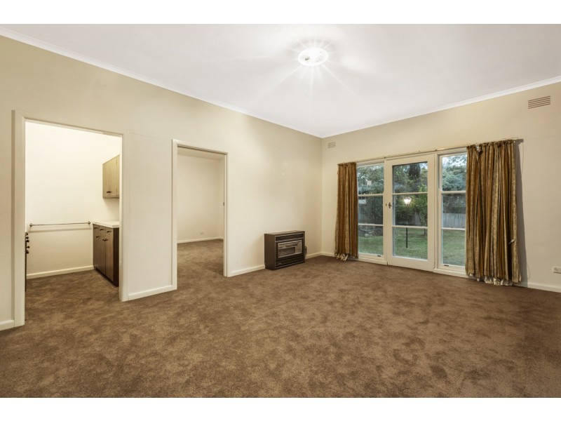 124-126 Blackburn Road, Blackburn VIC 3130