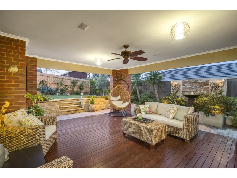 21 Winston Drive, Doncaster VIC 3108