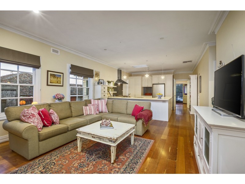 7 Baird Street North, Doncaster VIC 3108