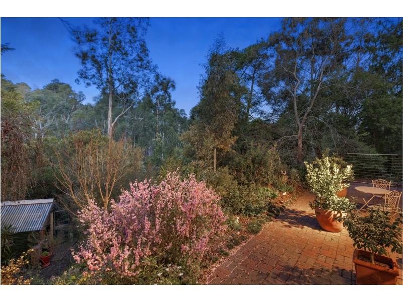 80 Dellfield Drive, Templestowe Lower VIC 3107