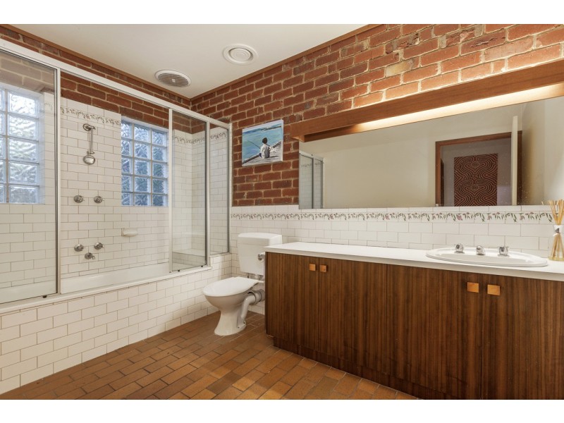 80 Dellfield Drive, Templestowe Lower VIC 3107