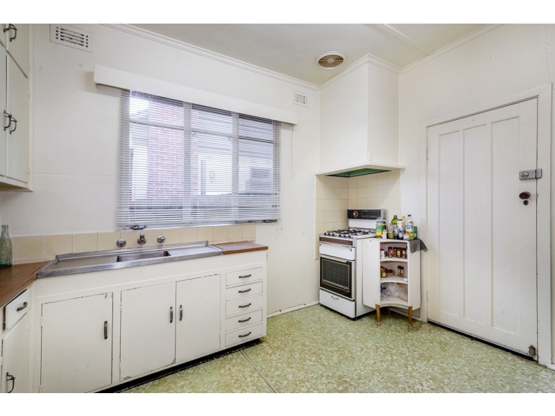3 Begonia Street, Box Hill South VIC 3128