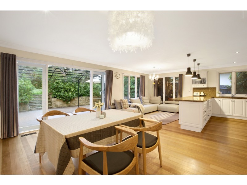 2 Meryl Street, Doncaster East VIC 3109