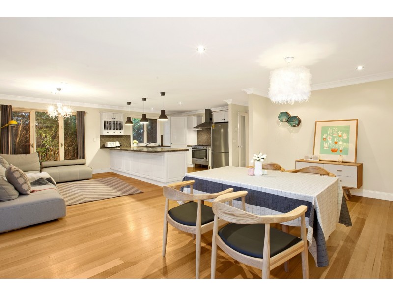 2 Meryl Street, Doncaster East VIC 3109