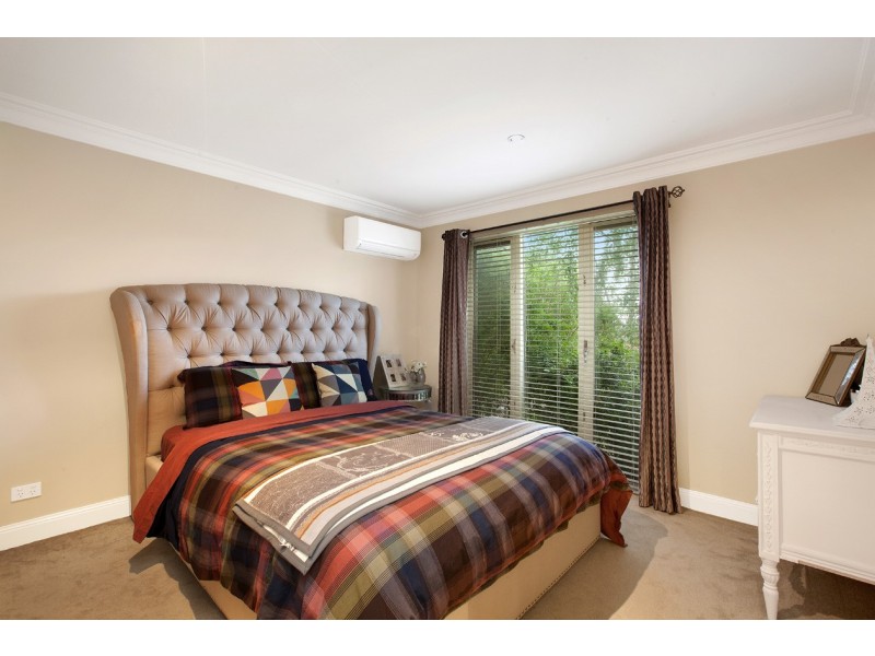 2 Meryl Street, Doncaster East VIC 3109