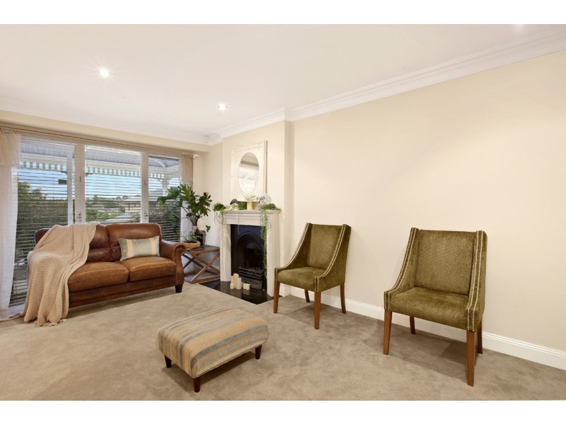 2 Meryl Street, Doncaster East VIC 3109