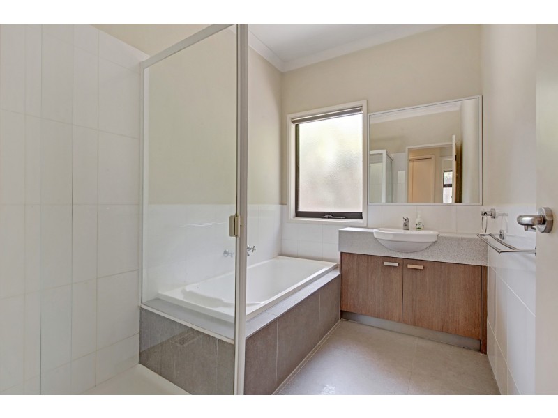 3/32 Bonnie View Road, Croydon North VIC 3136