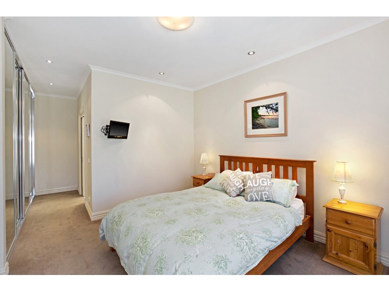 8 Dynes Street, Ringwood East VIC 3135