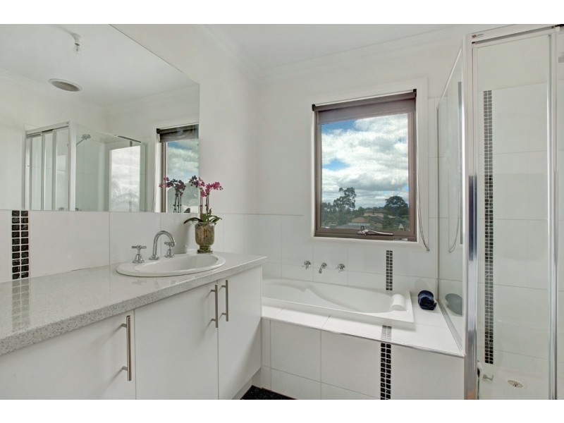 2/22 Bowen Road, Lilydale VIC 3140