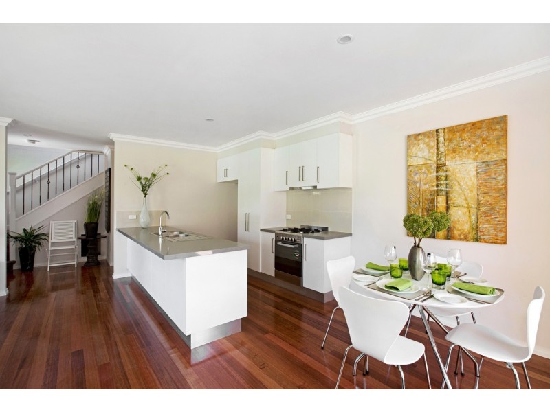 1/15 Holland Road, Ringwood East VIC 3135