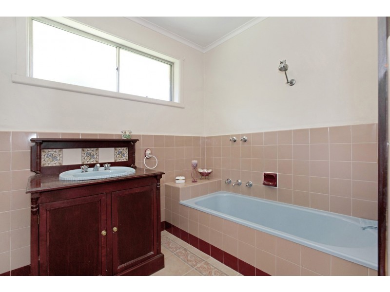 12 Salisbury Court, Heathmont VIC 3135