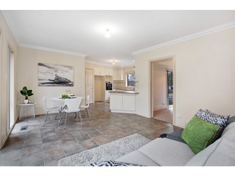 1/10 Linden Road, Ringwood North VIC 3134