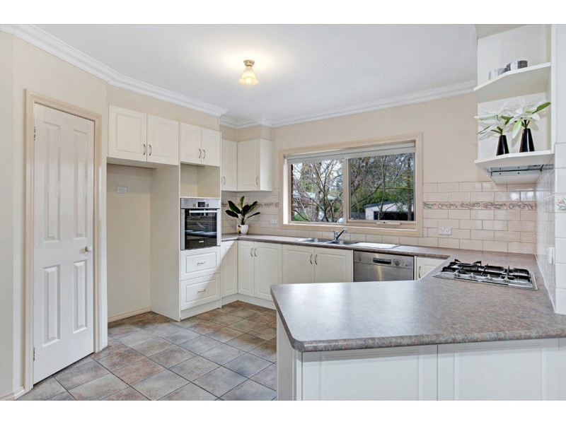 1/10 Linden Road, Ringwood North VIC 3134