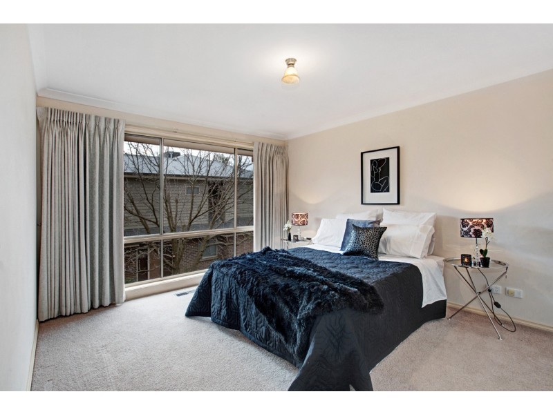 1/10 Linden Road, Ringwood North VIC 3134