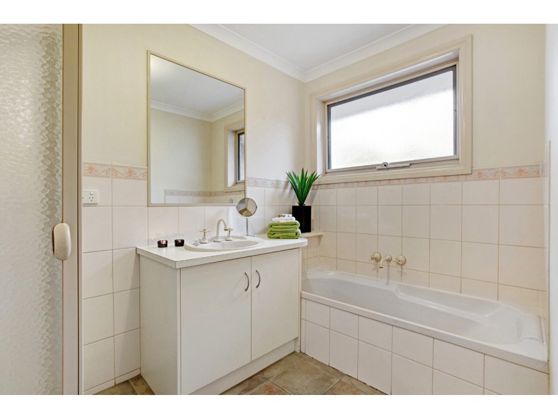 1/10 Linden Road, Ringwood North VIC 3134