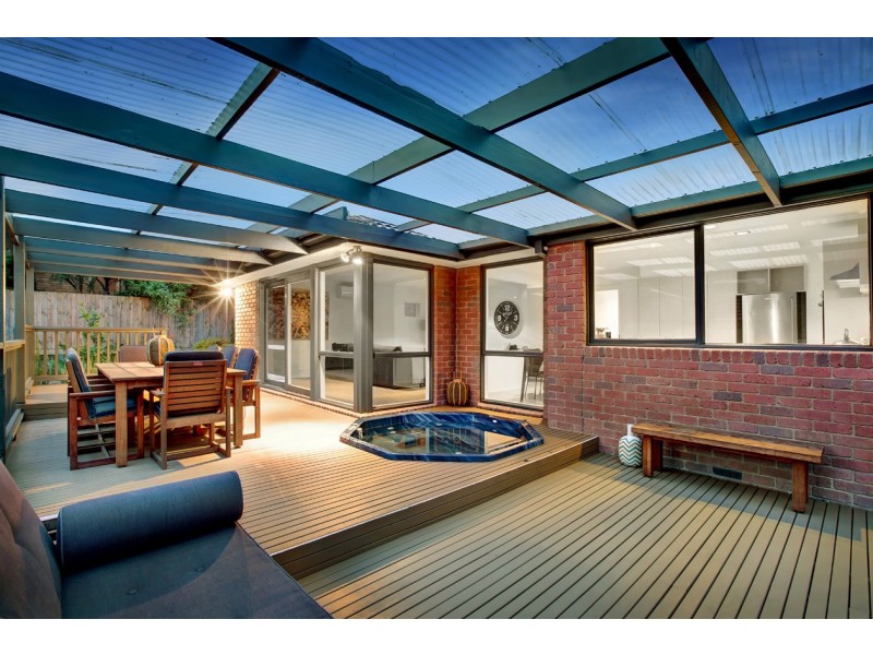 218 Oban Road, Ringwood North VIC 3134