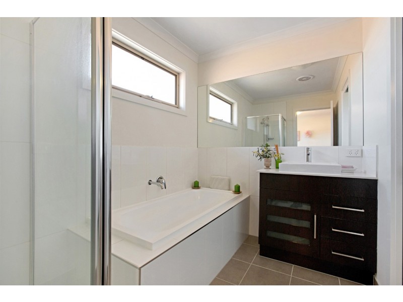 3/15 Bayswater Road, Croydon VIC 3136