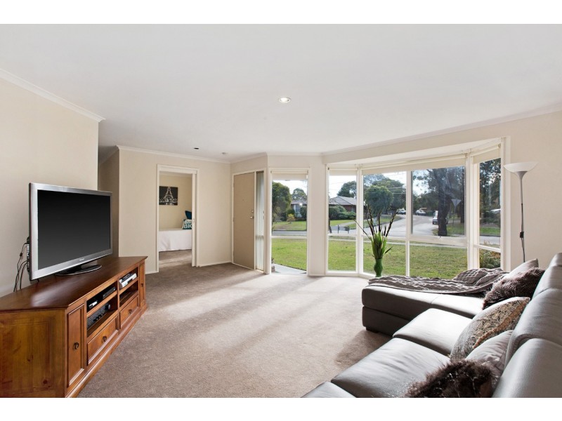 69-71 Langdale Drive, Croydon Hills VIC 3136