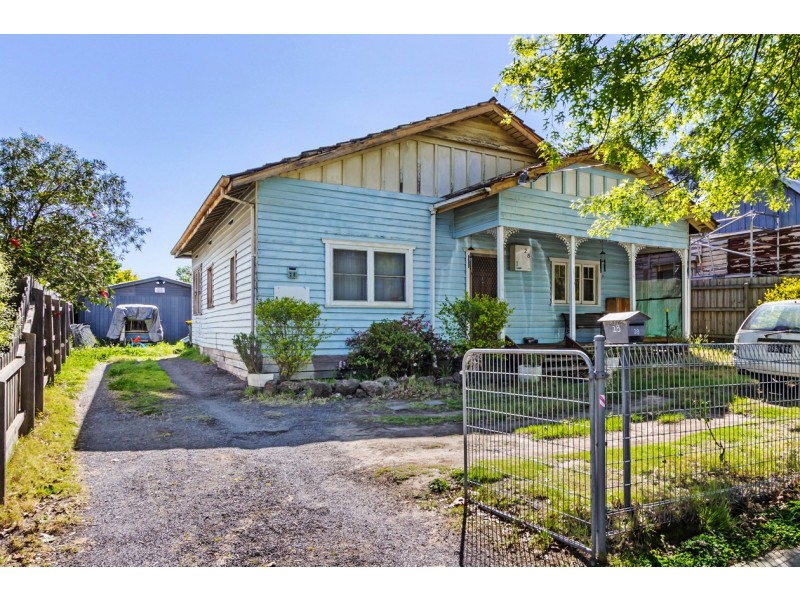 28 Cook Road, Mitcham VIC 3132