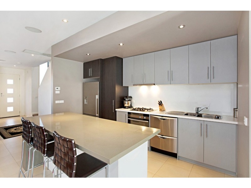 113 Rosebank Avenue, Clayton South VIC 3169