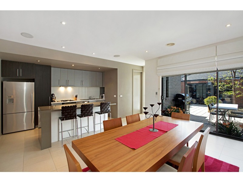 113 Rosebank Avenue, Clayton South VIC 3169