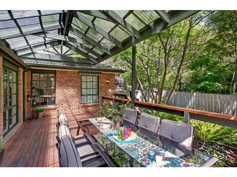 2 Pamela Place, Ringwood North VIC 3134