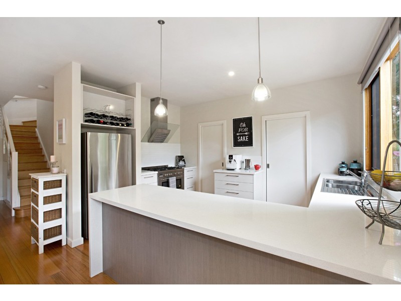 2/2 Yarmouth Street, Ringwood VIC 3134