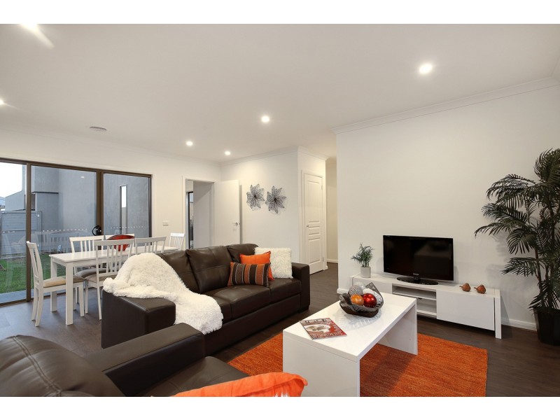 10 Cart Lane, Ringwood East VIC 3135