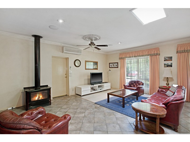 377 Mt Dandenong Road, Croydon VIC 3136