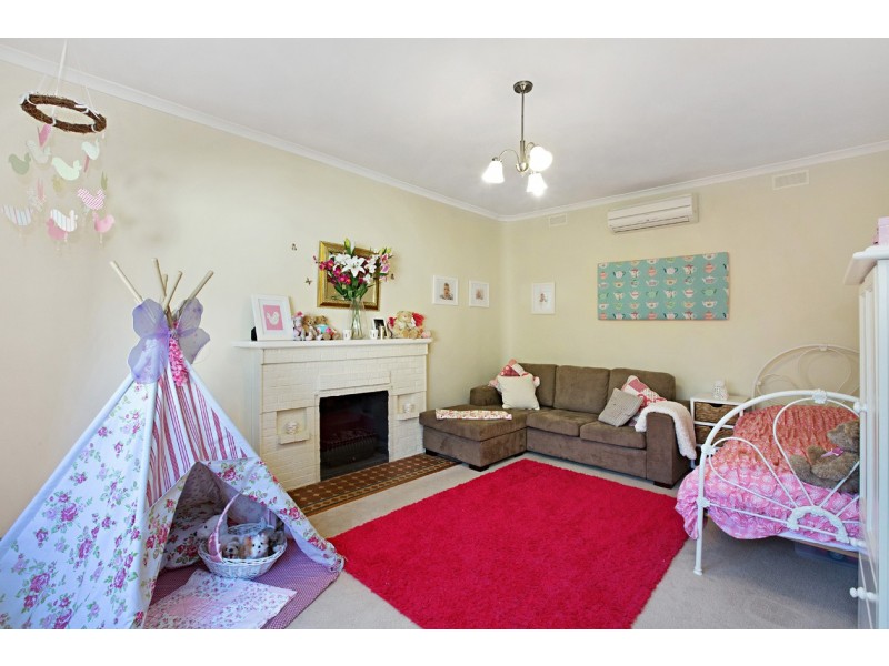 45 Mt Dandenong Road, Croydon VIC 3136