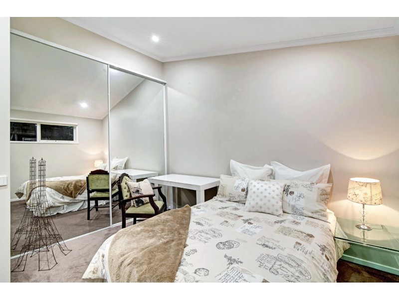 1 Mulawa Street, Croydon North VIC 3136