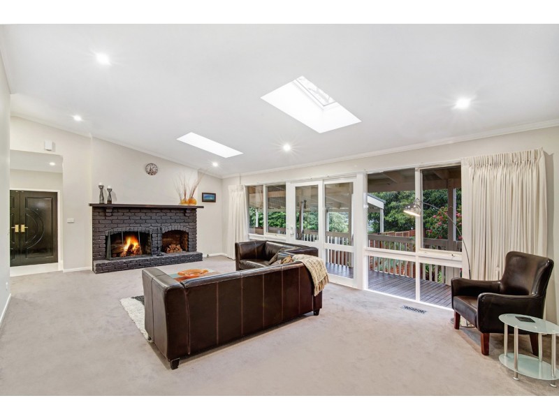 1 Mulawa Street, Croydon North VIC 3136