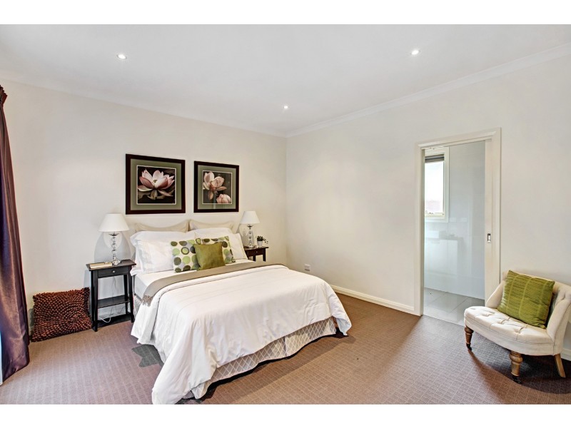 31A Barclay Avenue, Croydon VIC 3136