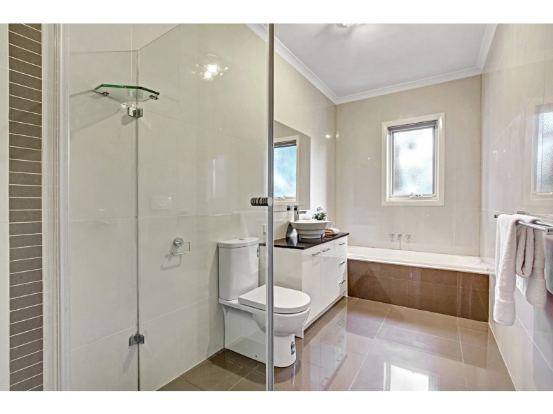 31A Barclay Avenue, Croydon VIC 3136