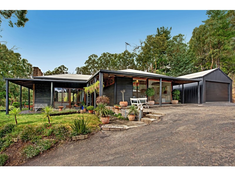 273-275 Oban Road, Donvale VIC 3111
