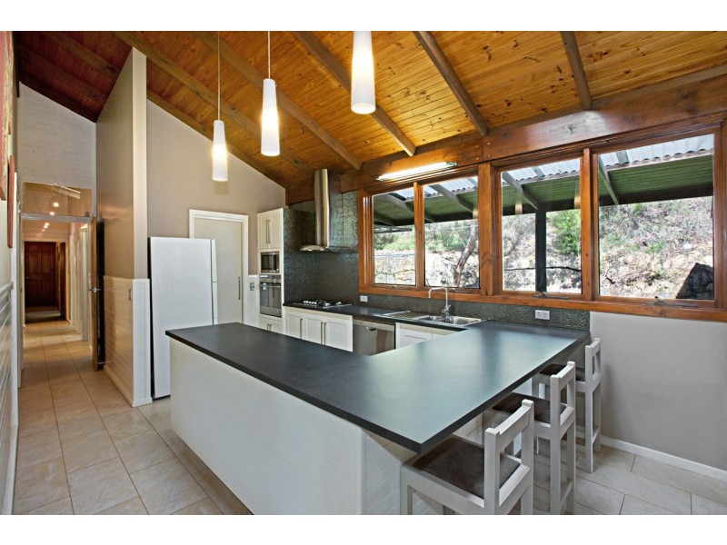 273-275 Oban Road, Donvale VIC 3111