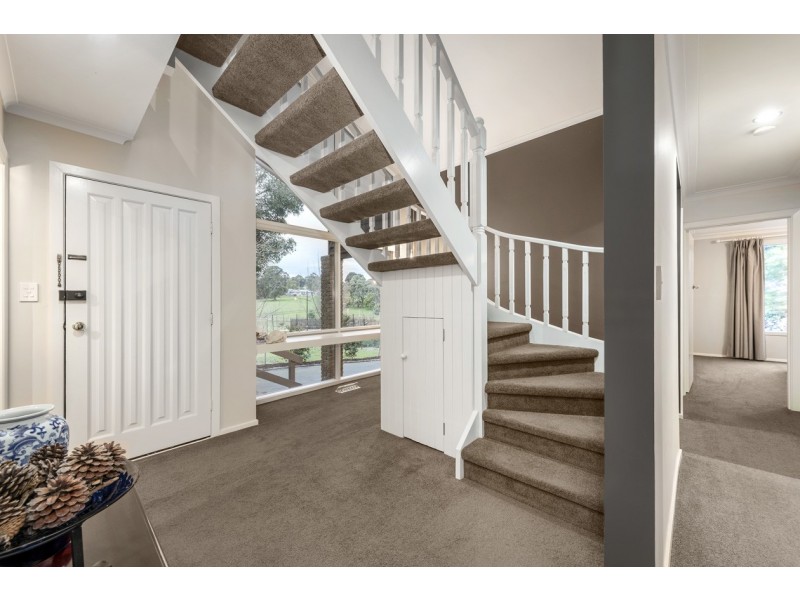 87 Gracedale Avenue, Ringwood East VIC 3135