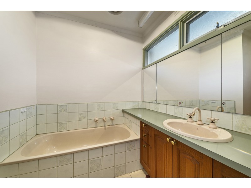 100 Gedye Street, Doncaster East VIC 3109