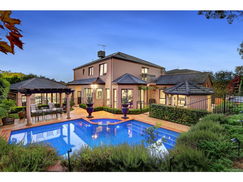 29 Oban Woods, Ringwood North VIC 3134