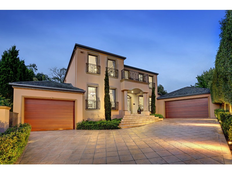 29 Oban Woods, Ringwood North VIC 3134