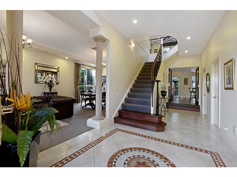 29 Oban Woods, Ringwood North VIC 3134