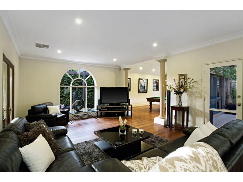 29 Oban Woods, Ringwood North VIC 3134