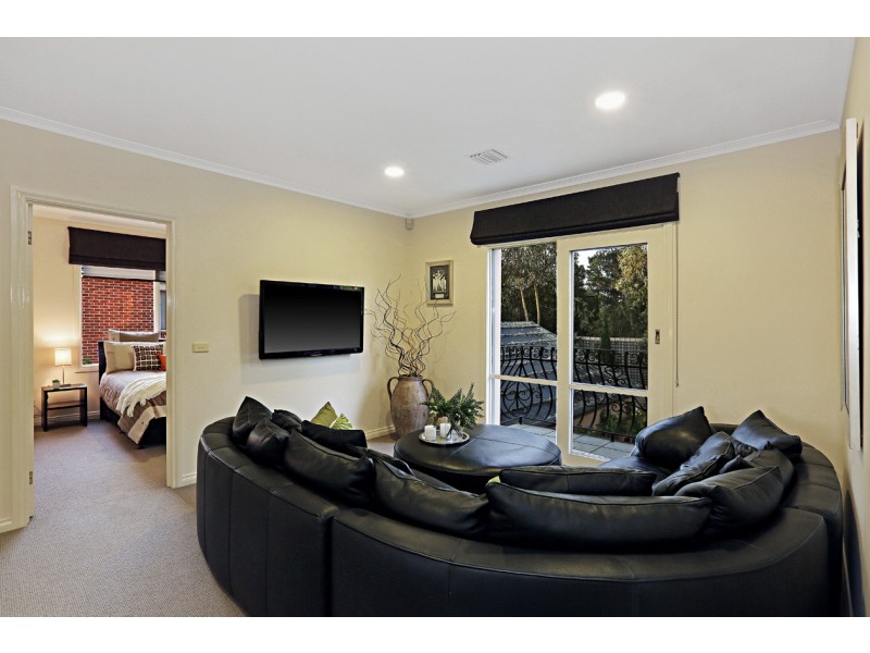 29 Oban Woods, Ringwood North VIC 3134