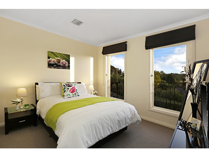 29 Oban Woods, Ringwood North VIC 3134