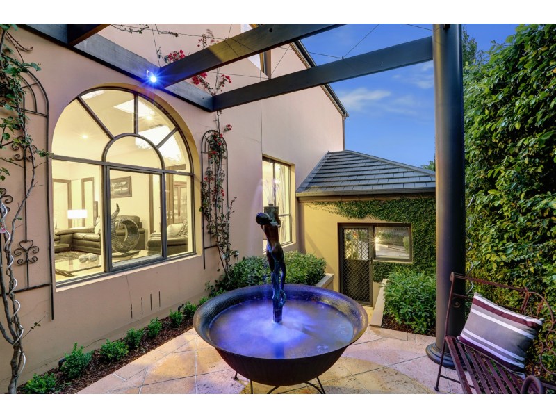 29 Oban Woods, Ringwood North VIC 3134