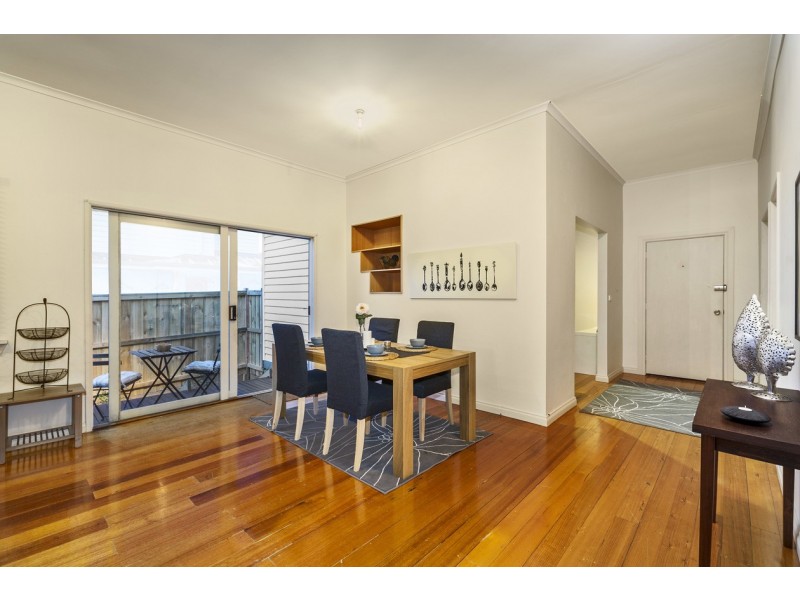 2/14 Shady Grove, Nunawading VIC 3131